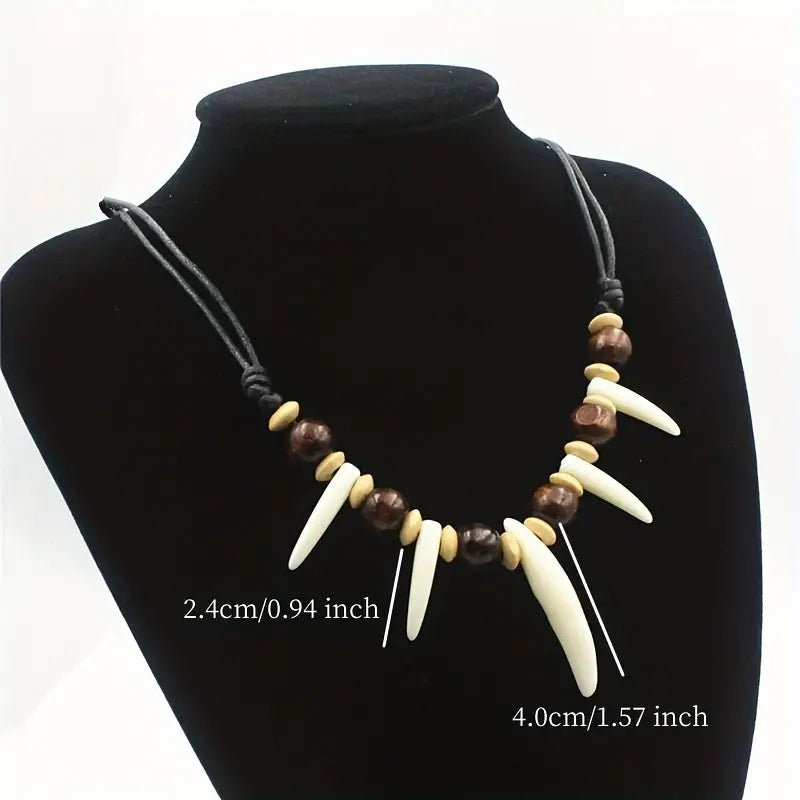 1 collier de perles de style tribal avec dent de loup